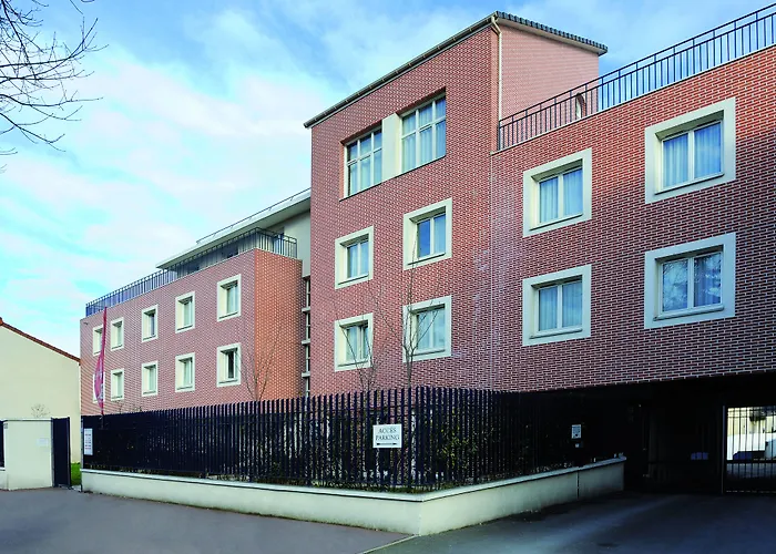 Creteil Hotels