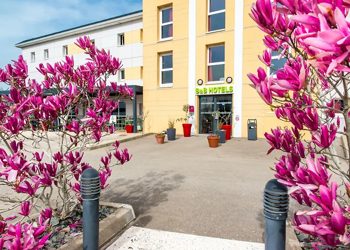 Cholet Hotels