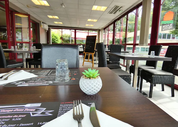 Hotel Du Parc Limoges & Restaurant "Le Temps D'Une Pause"