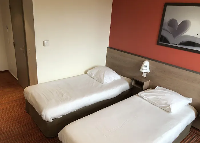 Hoteles en Saint-Sulpice-les-Feuilles