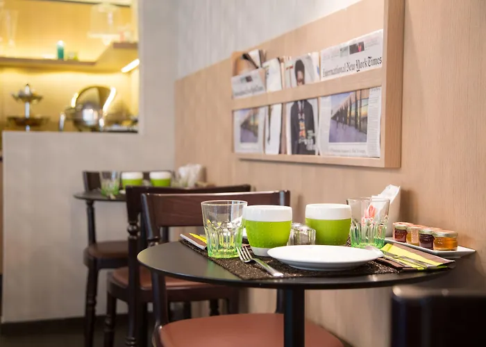 Hôtel Le Marcel Paris Gare de l'Est