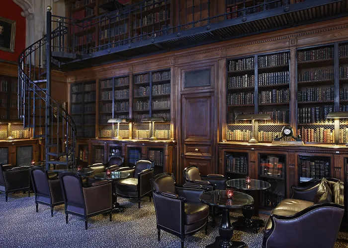Saint James Paris 5 star