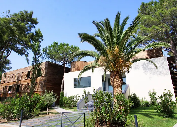 Hotel & Lodges Moby Dick Porto-Vecchio 
