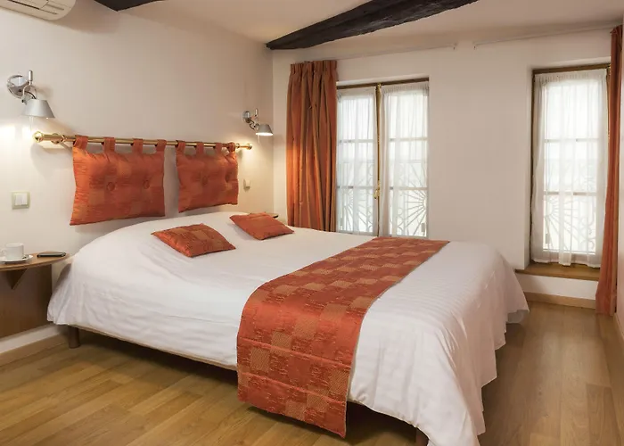 Hotels in Sedan