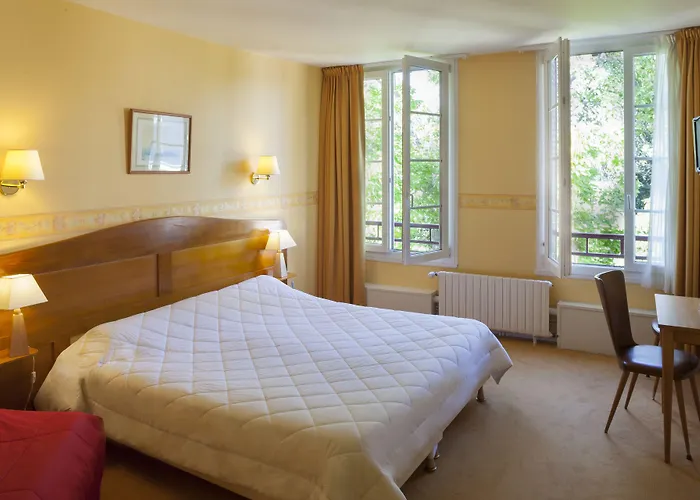 Le Chalet De La Foret Hotel 3 Etoiles Et Restaurant Vierzon