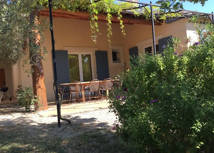 Clos Saint-Michel Resort & Spa Malaucène