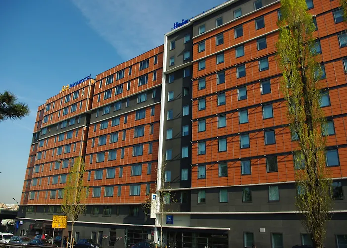 Greet Hotel Paris Porte De La Chapelle - Arena Saint-Denis 