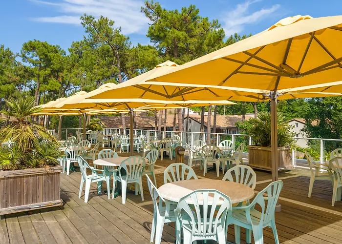 Hotel Azureva Club Ronce les Bains