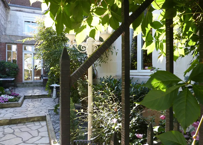 Hôtels à Blere