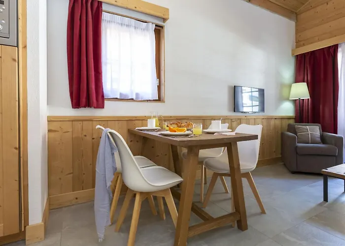 Residence Odalys Les Fermes De Châtel