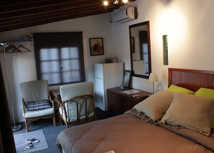 Inn 4 Bears Nîmes