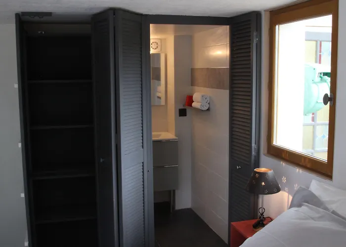 Inn 4 Bears Nîmes