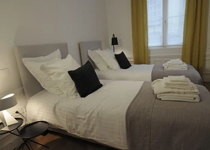 Relais12Bis Bed & Breakfast By Eiffel Tower Parijs