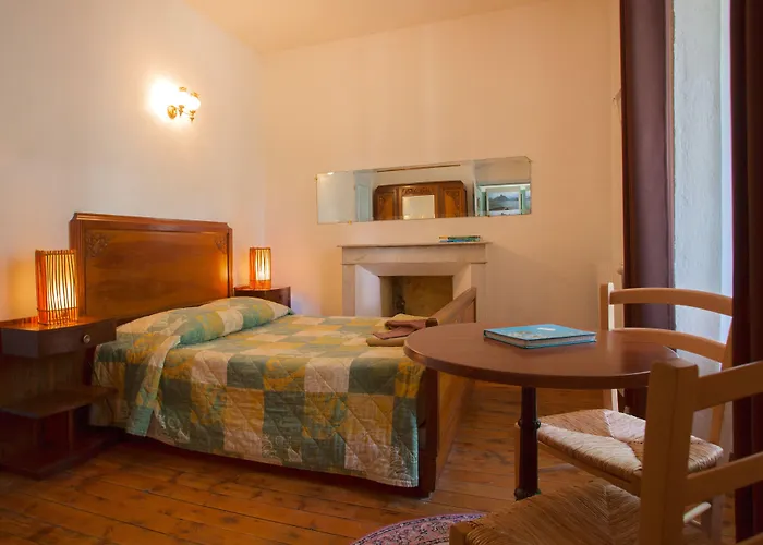 Vizzavona Hotels