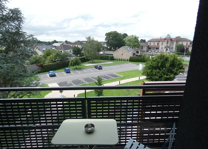 Meung-sur-Loire Hotels