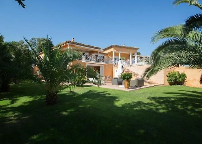 La Tarentane Hotel Grimaud