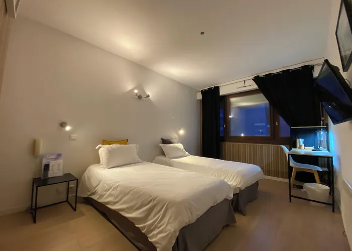 Savoie Hotel aux portes de Genève Saint-Julien-en-Genevois