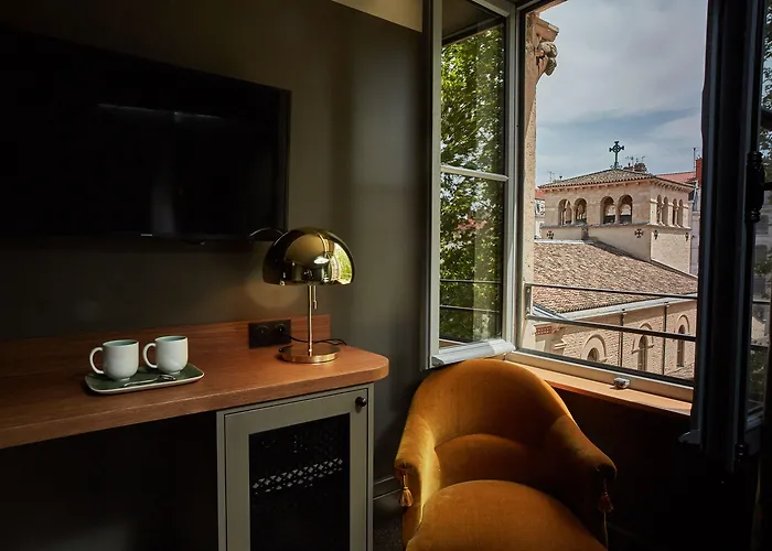 Hotel De L'Abbaye Lyon - Boutique Hotel