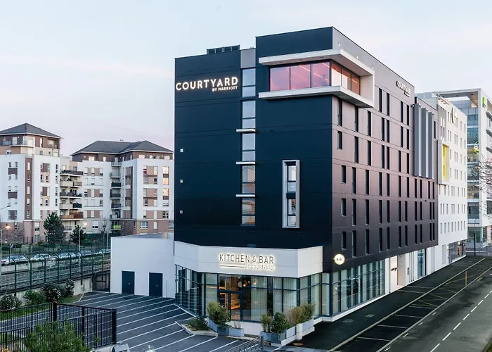 Hotel Courtyard By Marriott Paris Créteil