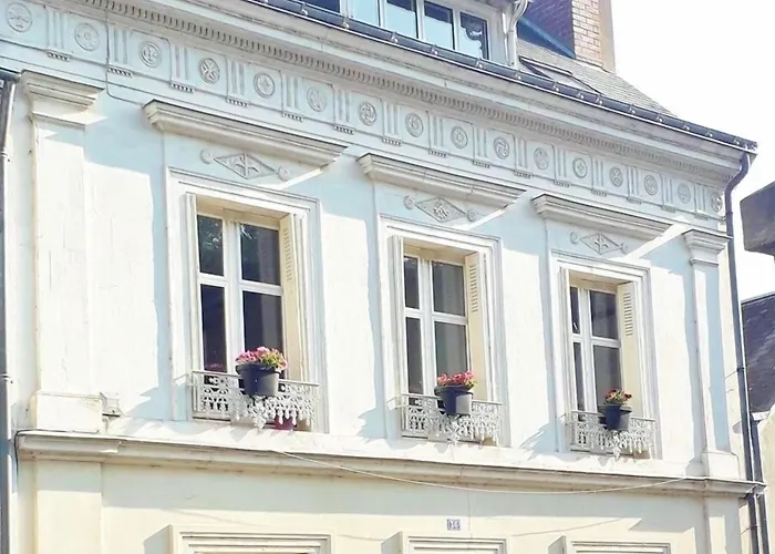 Le Huis Clos Amboise