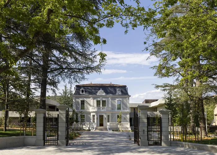 Hôtel Spa Restaurant Villa Castellane Gréoux-les-Bains