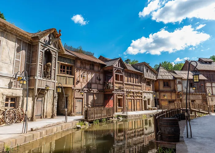 Hotels in Plailly