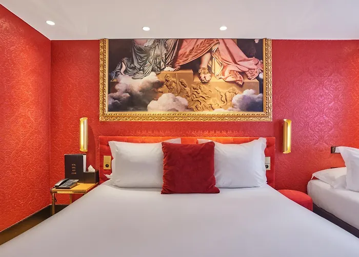 Hotel Eiffel Petit Louvre Paris