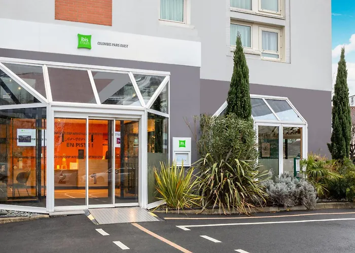 Colombes (Hauts-de-Seine) Hotels