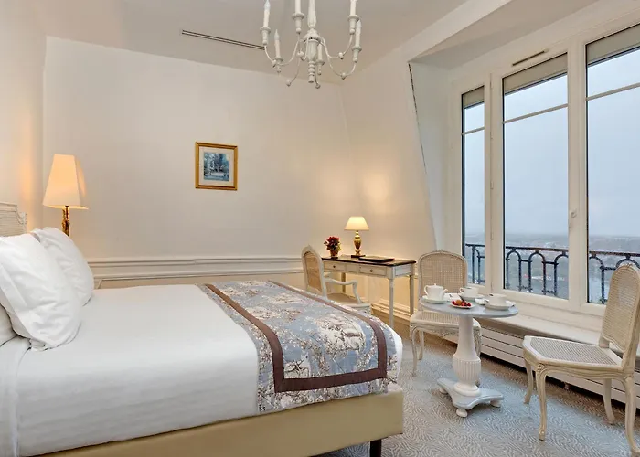 Hotel Pavillon Henri IV Saint-Germain-en-Laye