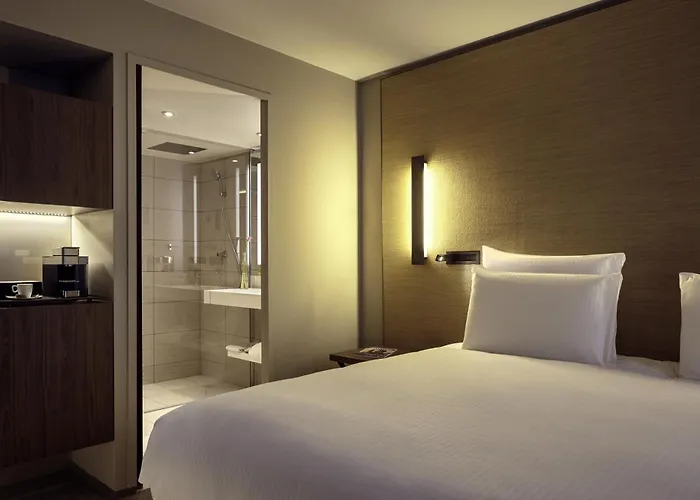 Radisson Blu Cdg Airport Terminal Hotel, Paris Le Mesnil-Amelot