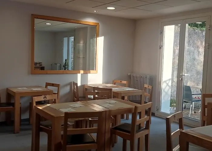 Yssingeaux Hotels