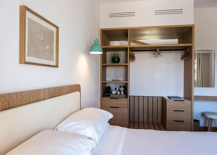 Auberge La Coste Le Puy-Sainte-Reparade