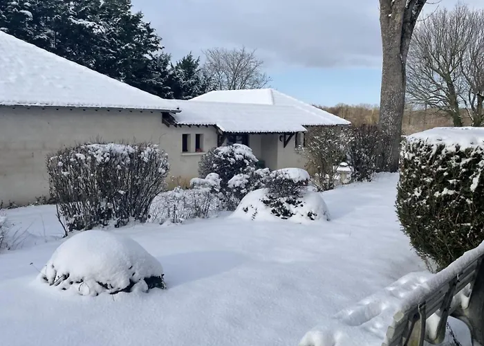 Hôtels à Anet