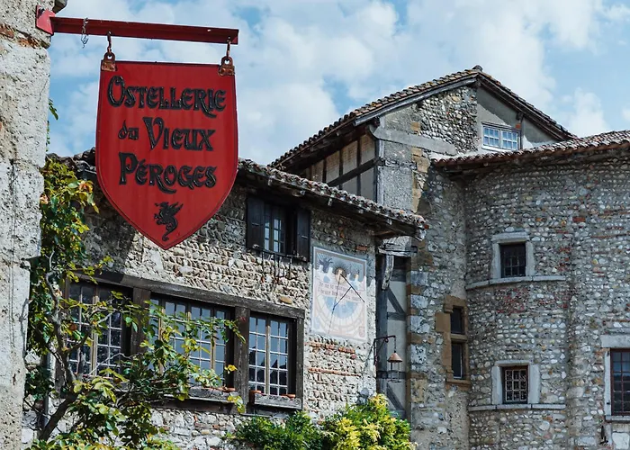 Hostellerie du Vieux Pérouges