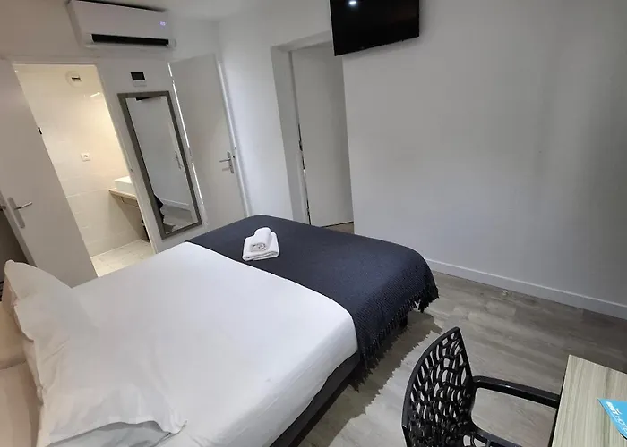 Brit Hotel Confort Manosque Cadarache