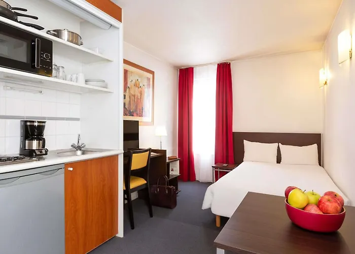 Aparthotel Adagio Access La Defense - Leonard De Vinci Courbevoie