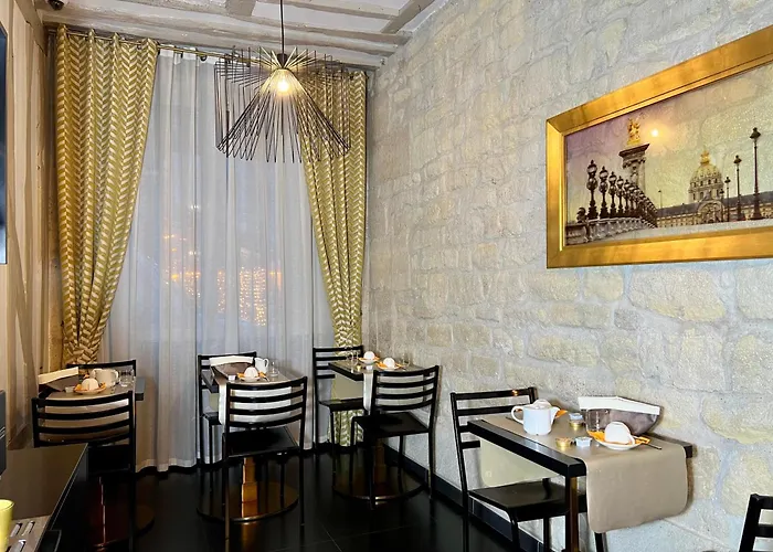 Pratic Hotel París