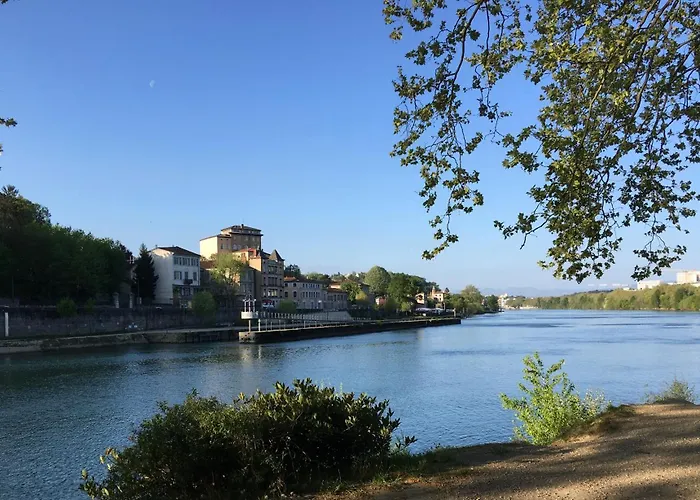Bed and Breakfast Bread Et Couette Lione