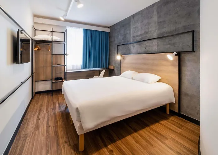 Hotel Ibis Marseille Marignane Technopole