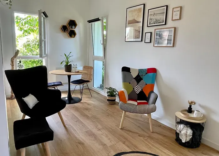 HARITZAGA chambre d'hôte terrasse&jardin privé Biarriz