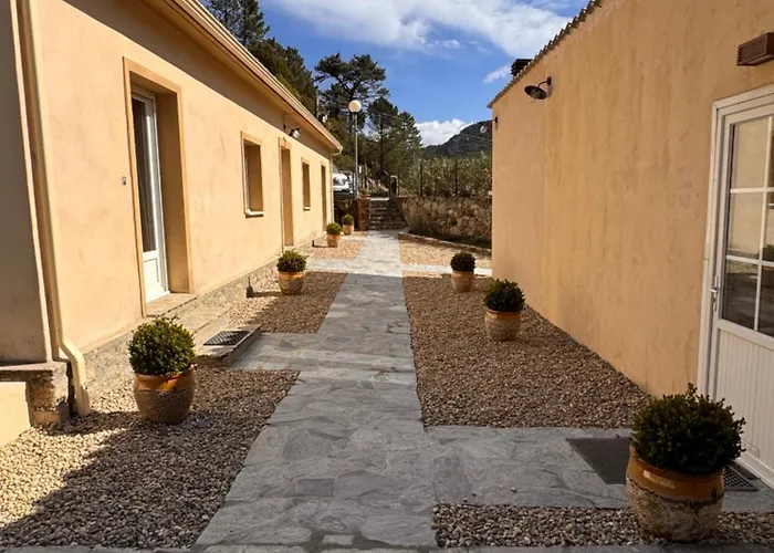 Venaco (Corsica) Hotels