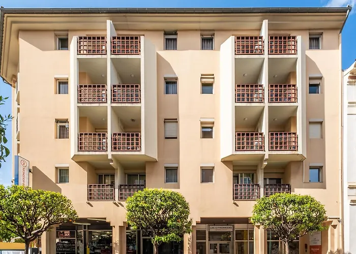 Menton Pet friendly 3 Star Hotels