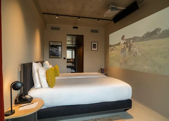 Mk2 Hotel Paradiso Nation Parigi