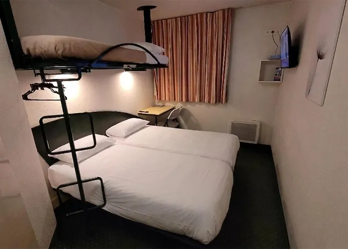 Hotels in Arques (Pas-de-Calais)