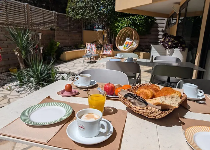 Hotel Le Collier Antibes