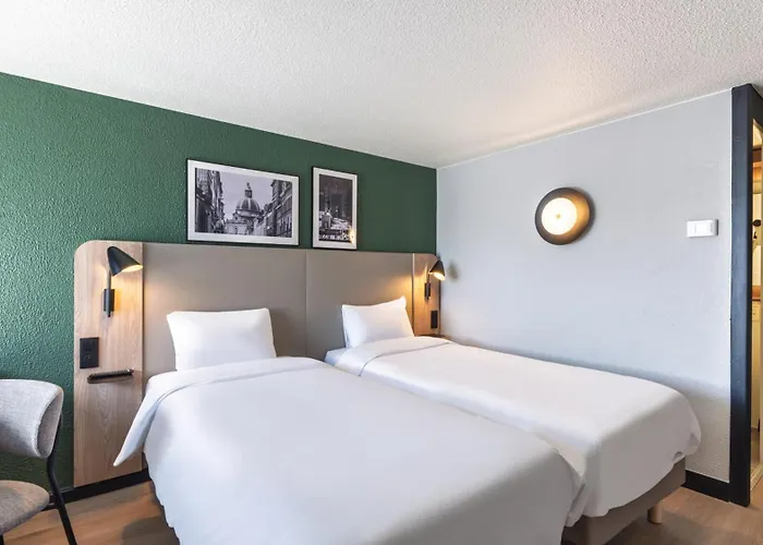 Wasquehal Hotels
