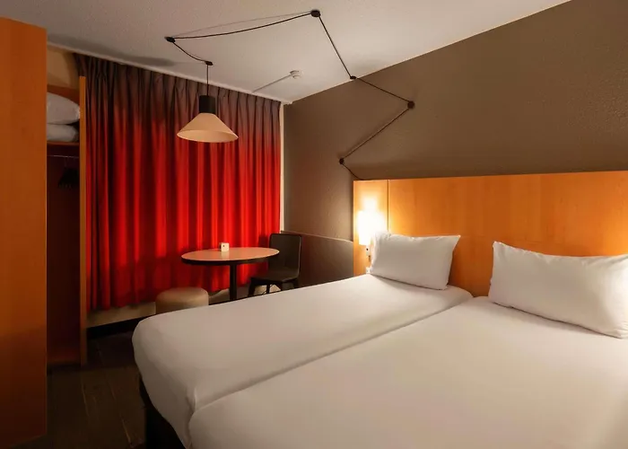 Cergy-Pontoise Hotels