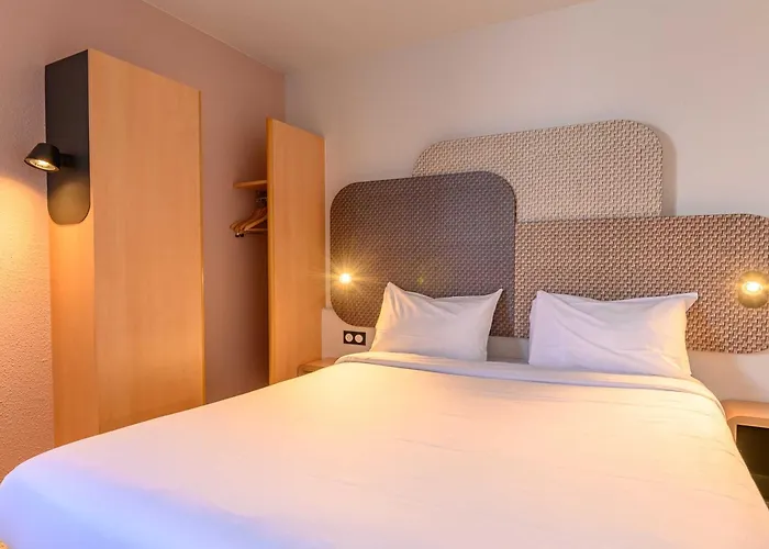 Hotels in Le Chesnay (Yvelines)