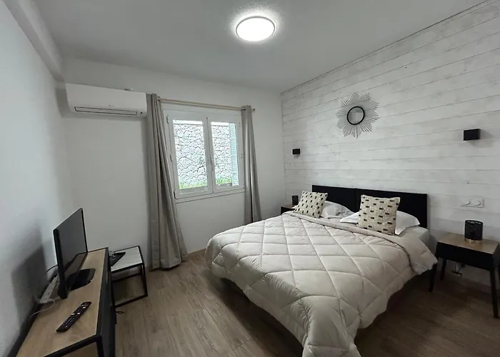 Hotel L'Aiglon Bylitis Porto Vecchio