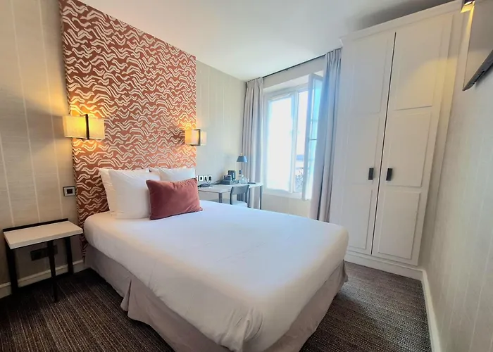Hotel Le Senat Paris Mit Golfplatz
